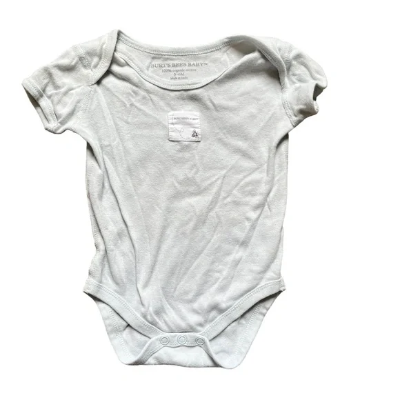 Set of 7 Short-Sleeved Baby Onesies, Carter's, Little Me and more, Size 6 Months - Picture 8 of 15